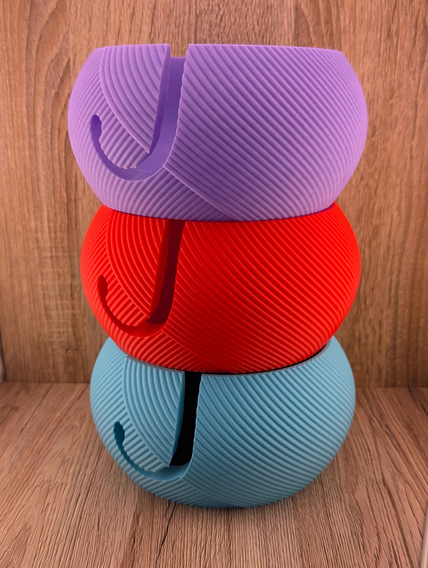 The "Yarn Ball" Knitting Bowl | Textured Yarn Guide
