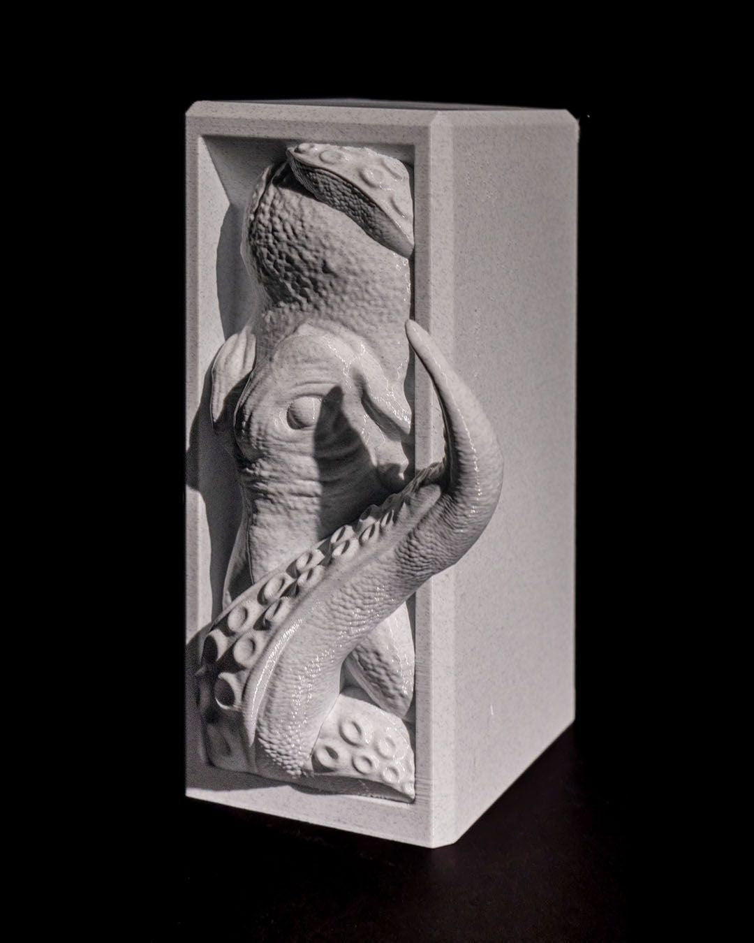 Kraken Bookend and Wall Art | 3D Printed Nautical Decor | Sea Creature Bookshelf Support | Mythical Oceanic Home Accent