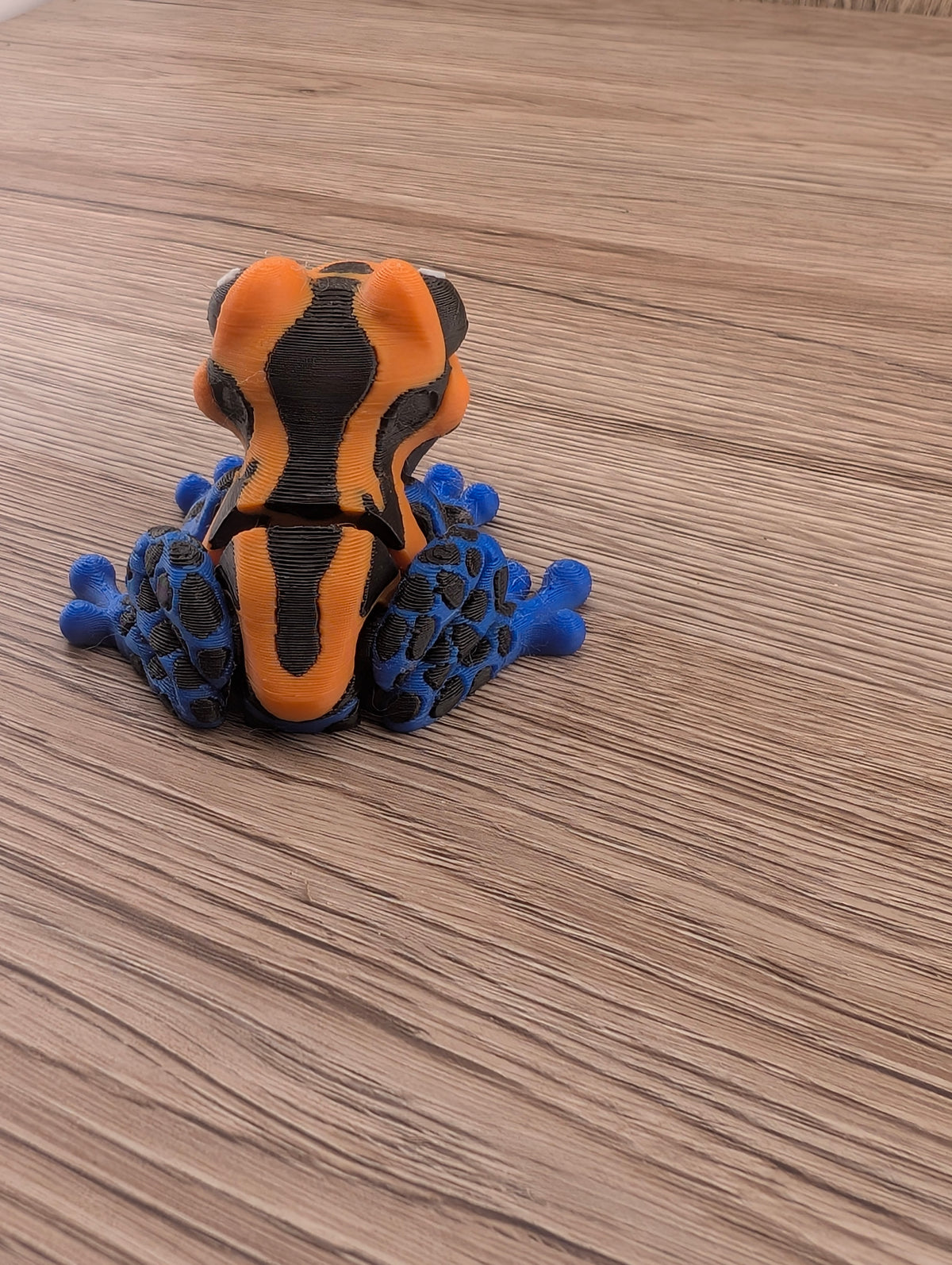 Mini Poison Dart Frog, 3D printed by KC3DPrints – view 5