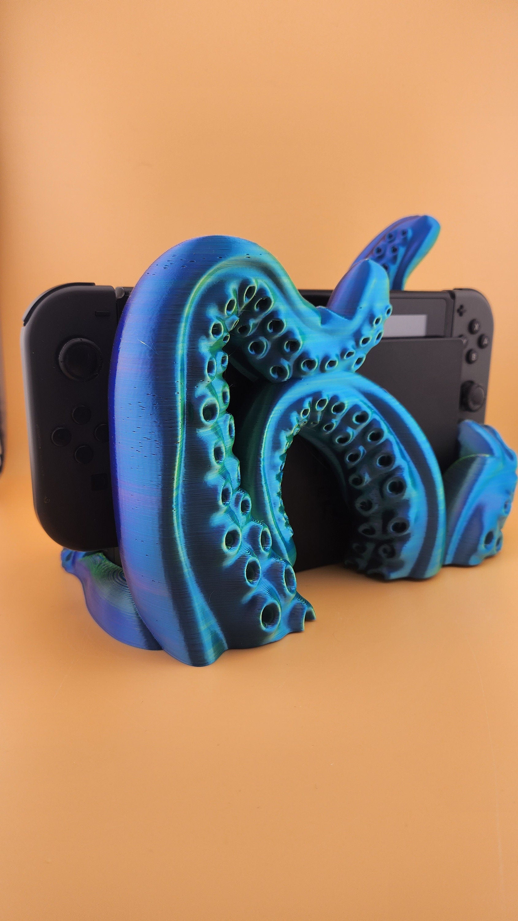 Tenticle Switch Holder| Tenticle | Nintendo Switch | Gaming | Gamers Storage | Eye-catching Design | 3D Printed