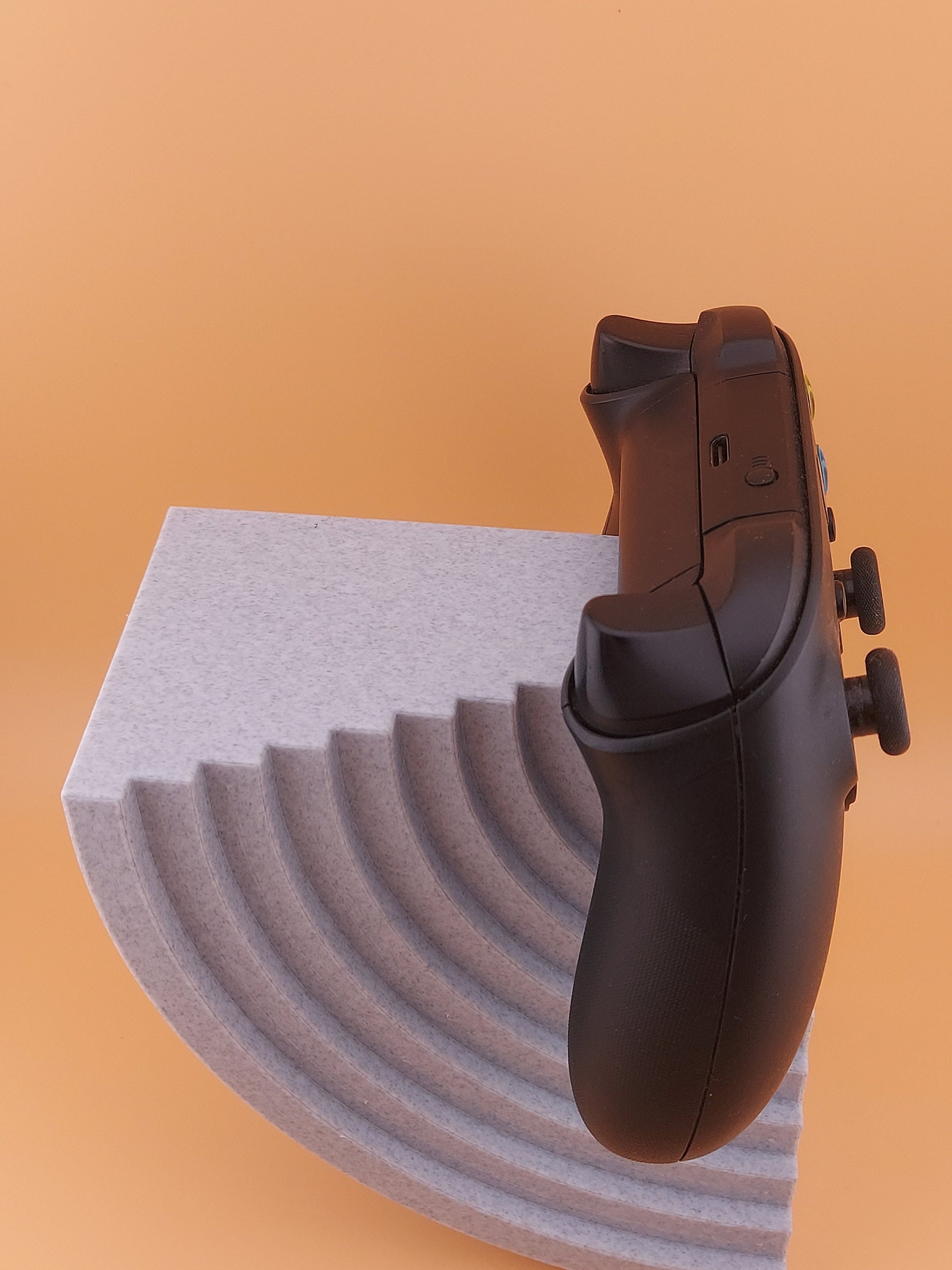 Modern Moon Controller Stand | Controller | Gaming | Gamers Storage | Eye-catching Design | 3D Printed