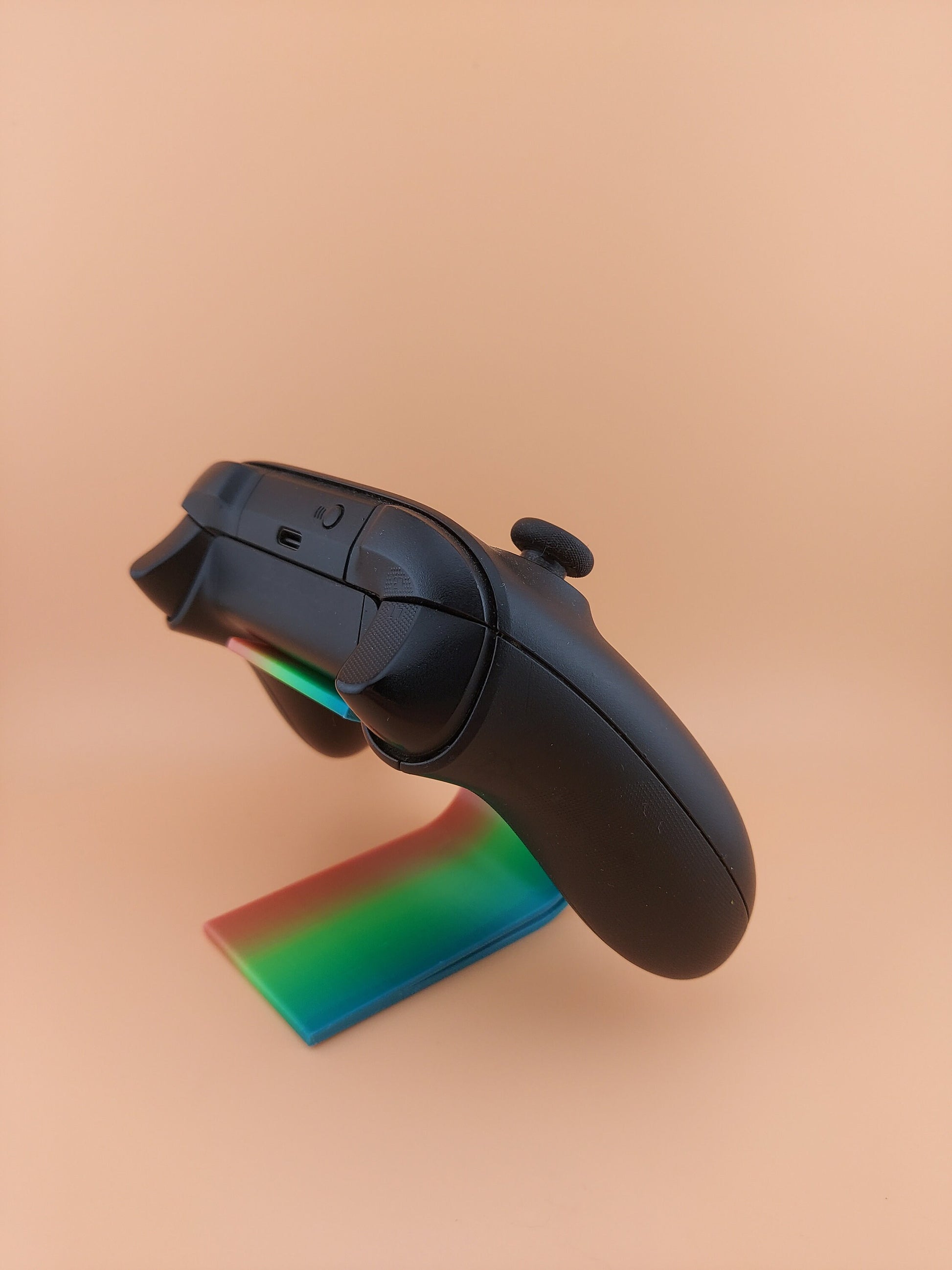 Minimalistic Controller Holder | Controller | PS4 | PS5 | Xbox | Stylish | Console Accessories | Gaming | Console Controller Holder