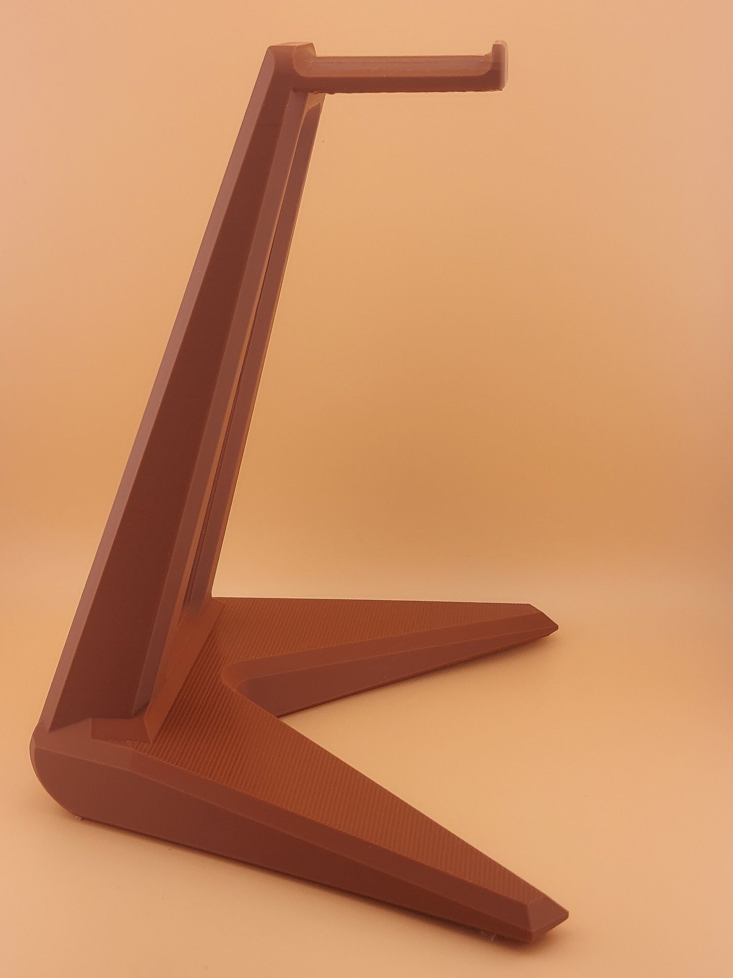 The Ultimate Modern Headset Stand - A Stylish Solution for Organizing Your Workspace