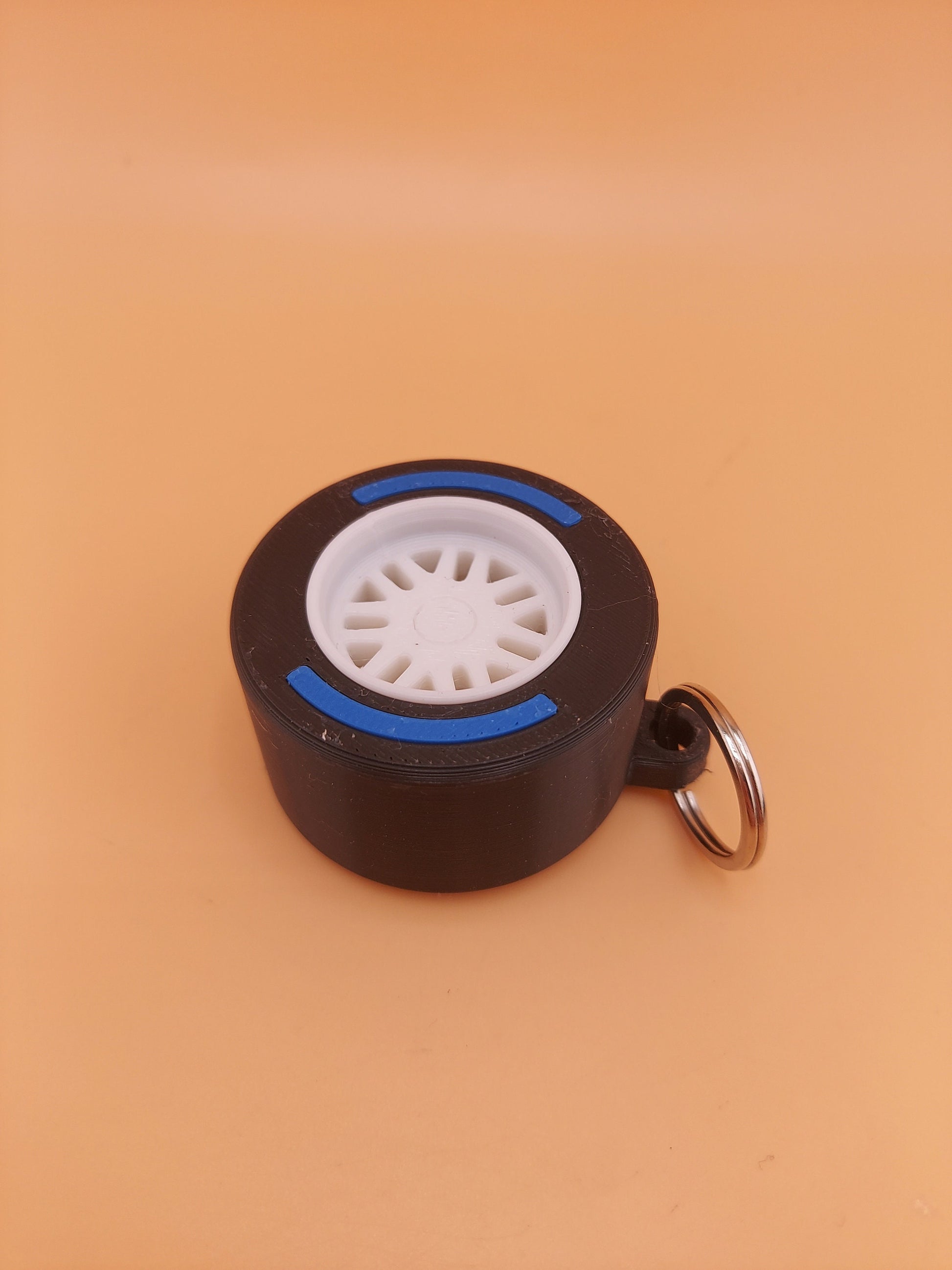 Wheel Keychain / Keychain / Wheel / Food / Vehicle Keychain