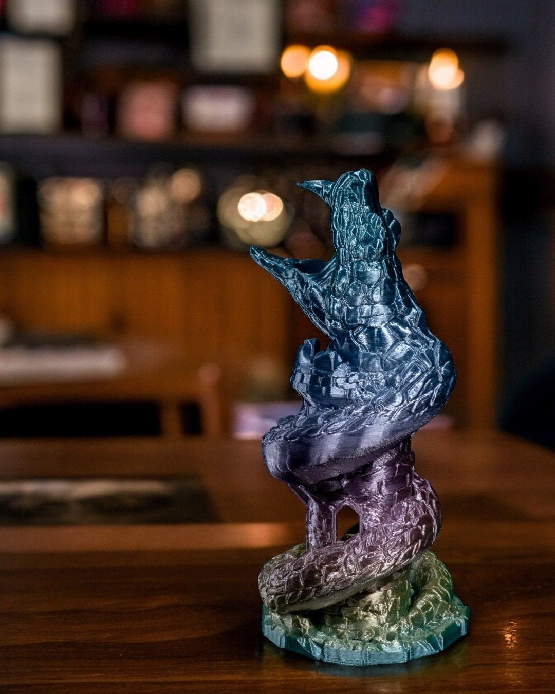 Basilisk Dice Tower: Mystical Rolling for Your Tabletop Adventures