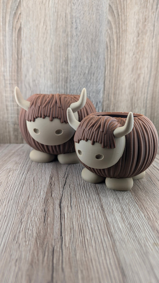 Highland Cow Plant Pot | Animal planter | Succulent | Indoor flower pot